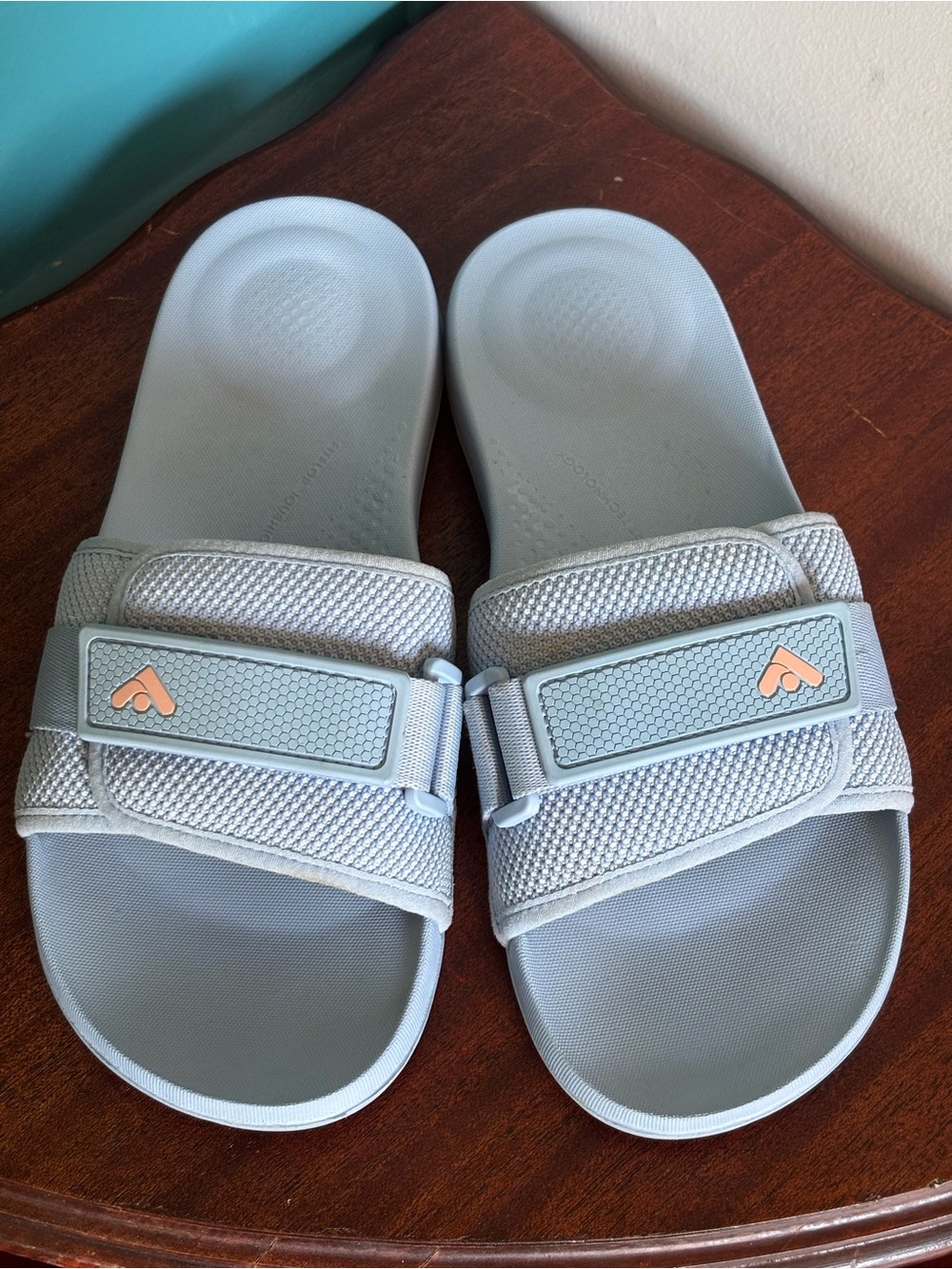 Women’s Fitflop Light Blue Adjustable Slide Sandals US Size 8